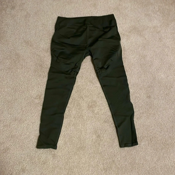 Fabletics Pants - Fabletics workout pants‎